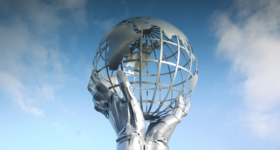 The 'In our hands' sculpture by Simon Ruscoe, before it was moved to the Business School